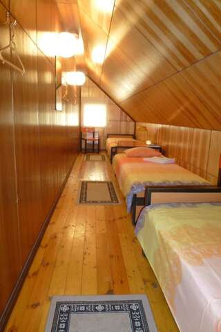 Фото Гостевой дом Kihelkonna Pastorate Guesthouse г. Кихельконна